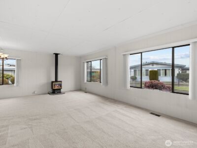 1402 22nd Street NE #59, Auburn, WA 98002 - Photo 3