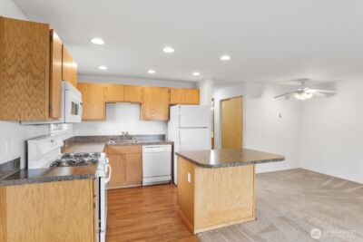 2609 W Marine View Drive #2, Everett, WA 98201 - Photo 12