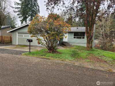 20 SE Holly Place , Shelton, WA 98584 - Photo 2