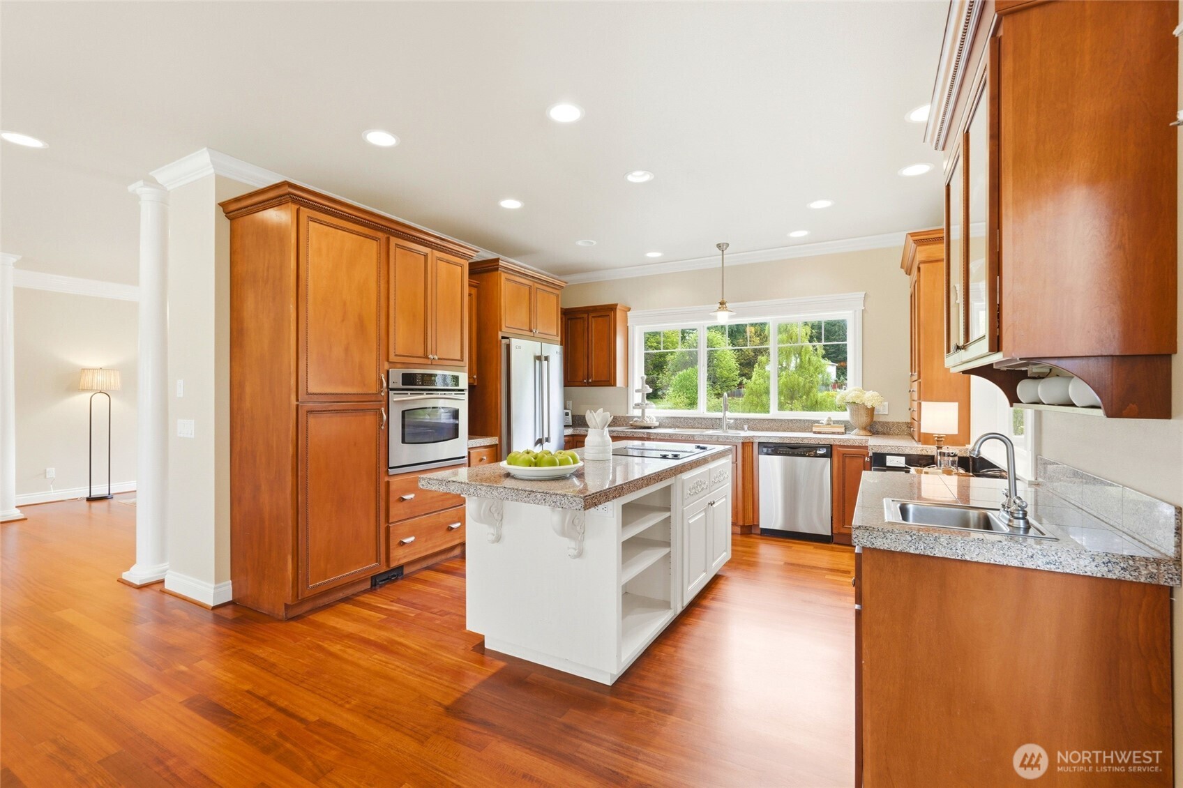 2780 S Utopian Way , Camano Island, WA 98282