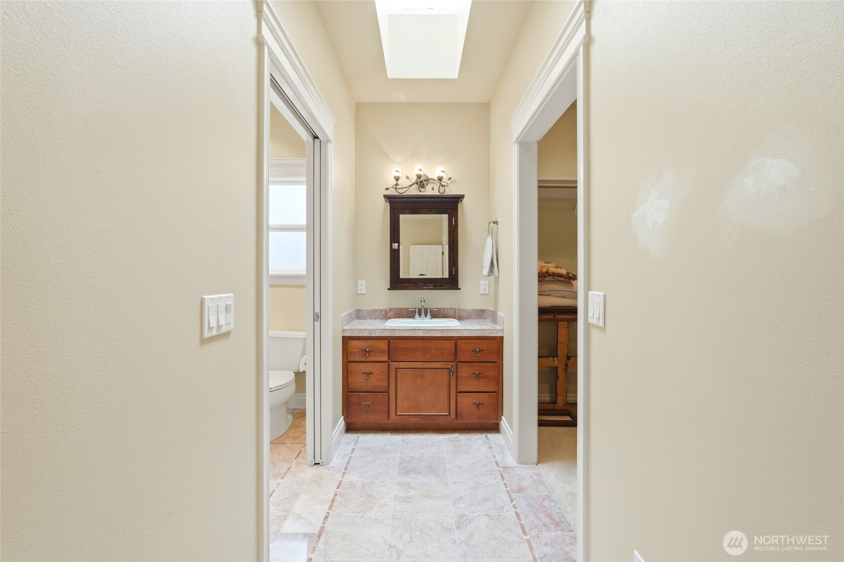 2780 S Utopian Way , Camano Island, WA 98282