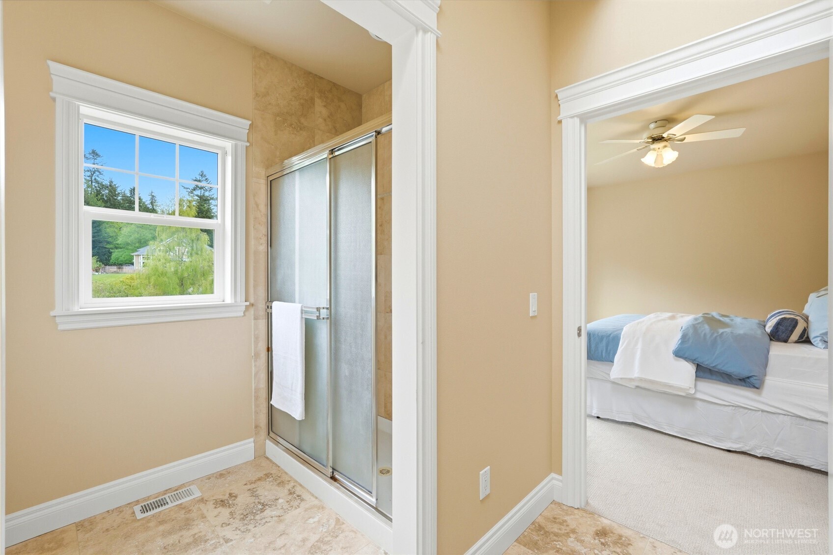 2780 S Utopian Way , Camano Island, WA 98282