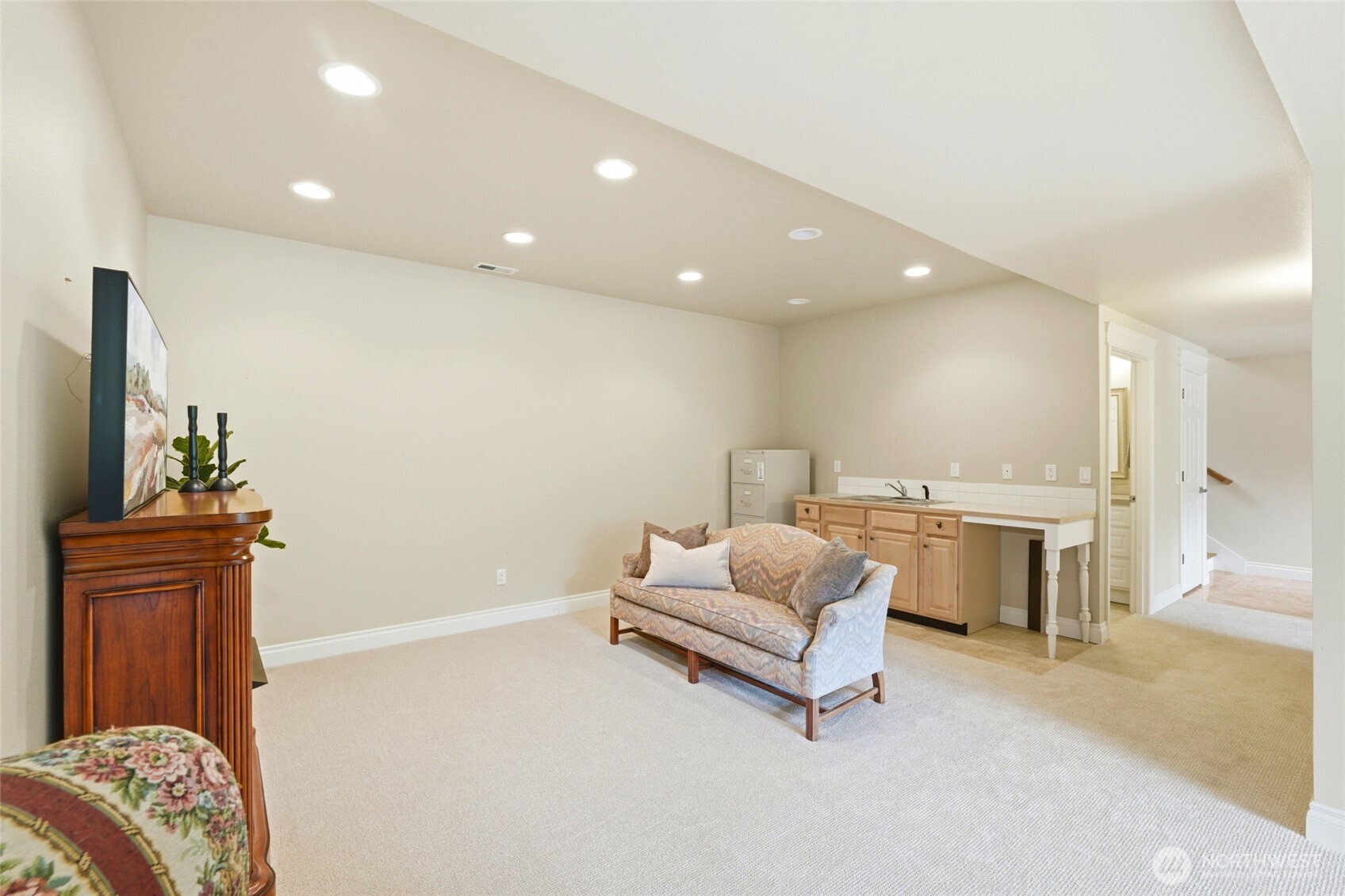 2780 S Utopian Way , Camano Island, WA 98282