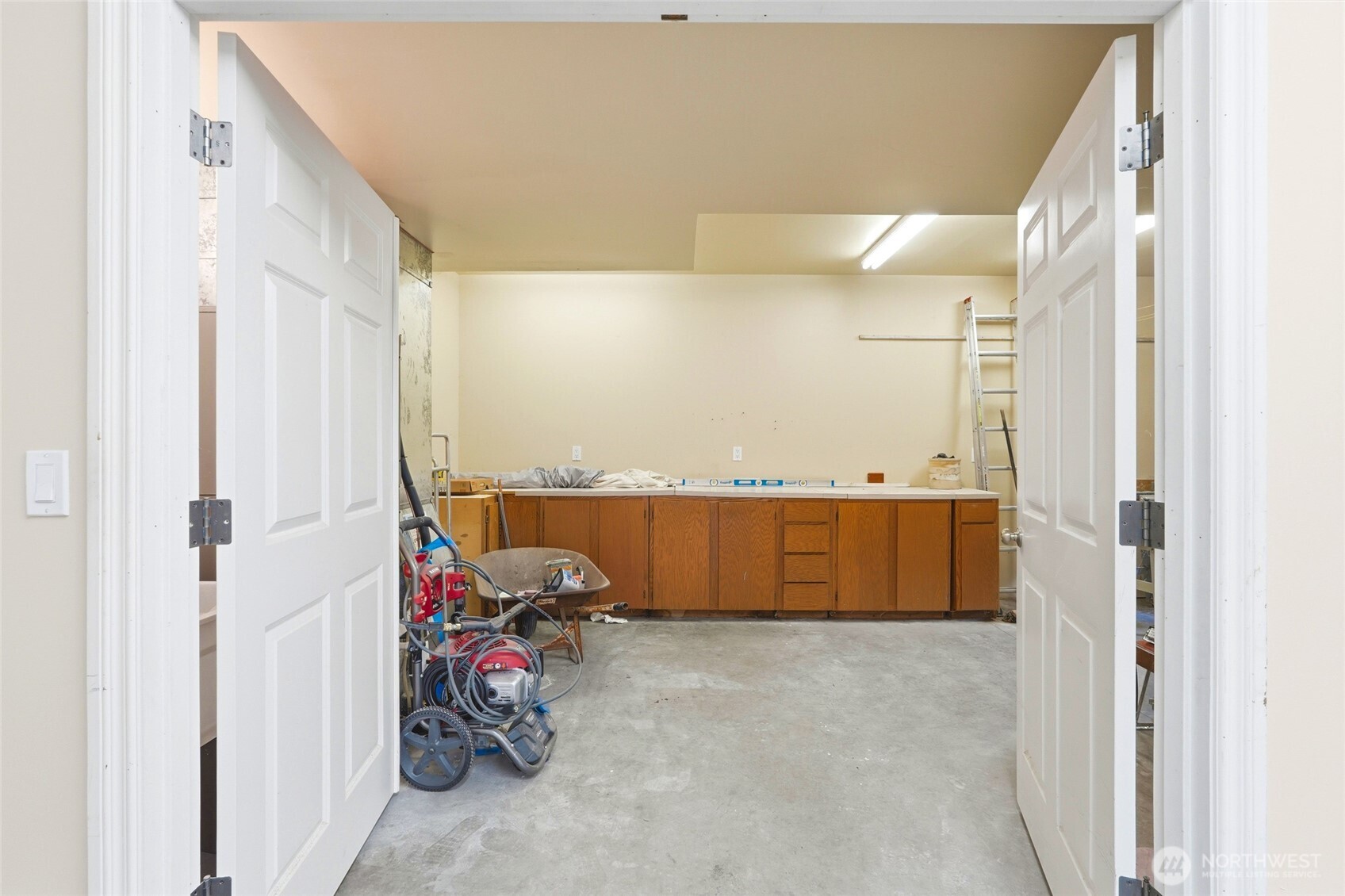 2780 S Utopian Way , Camano Island, WA 98282
