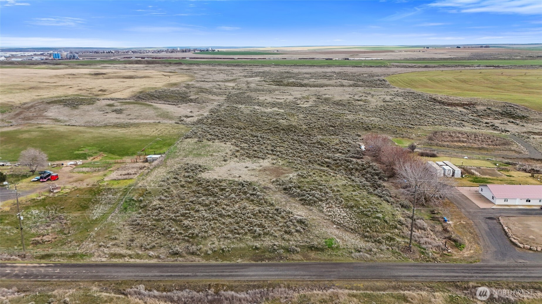 9051 SE Rd S , Warden, WA 98857