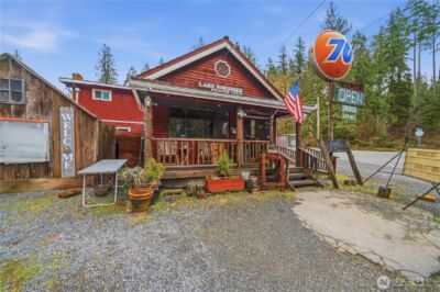 810 S Lake Roesiger Road , Snohomish, WA 98290