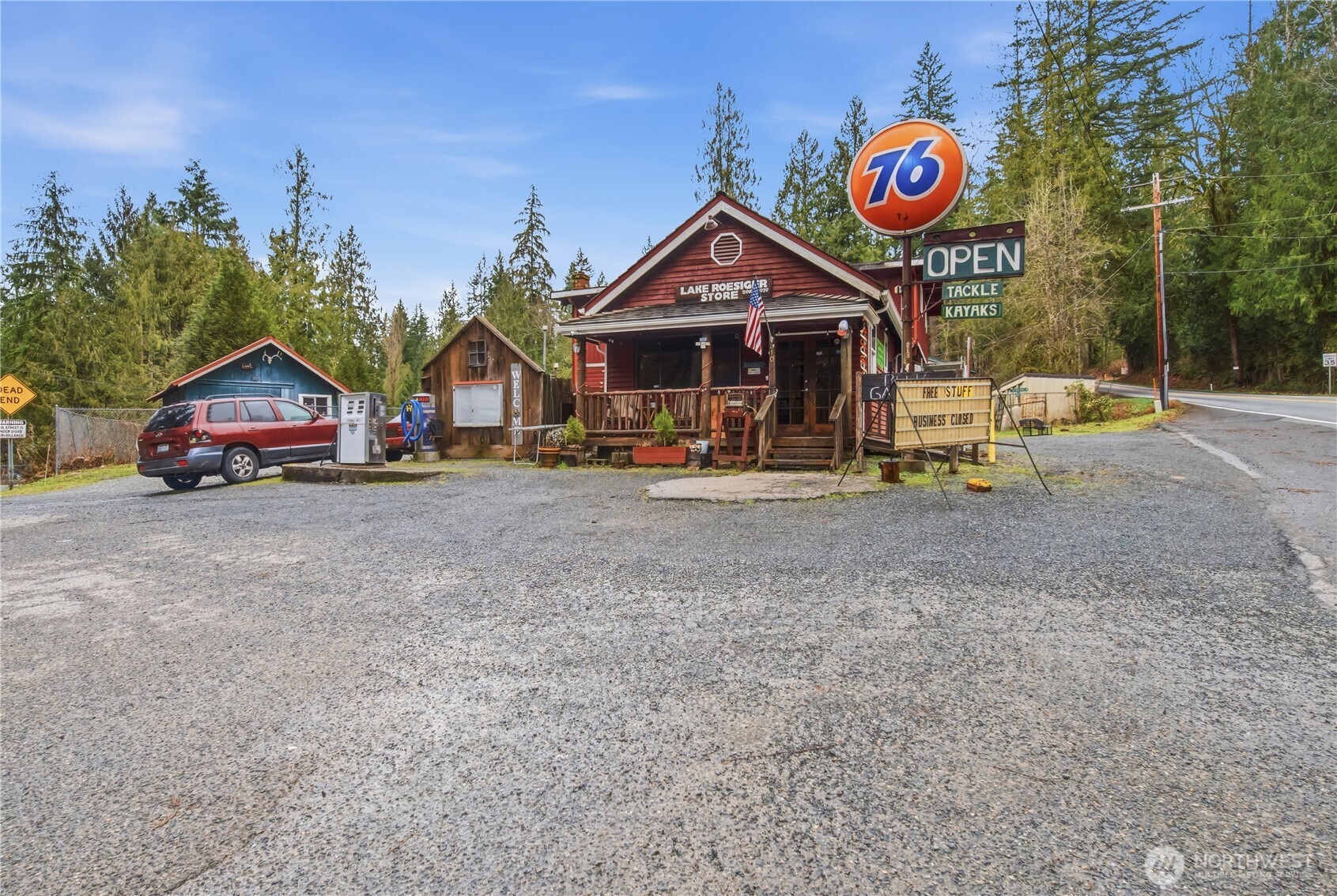 810 S Lake Roesiger Road , Snohomish, WA 98290