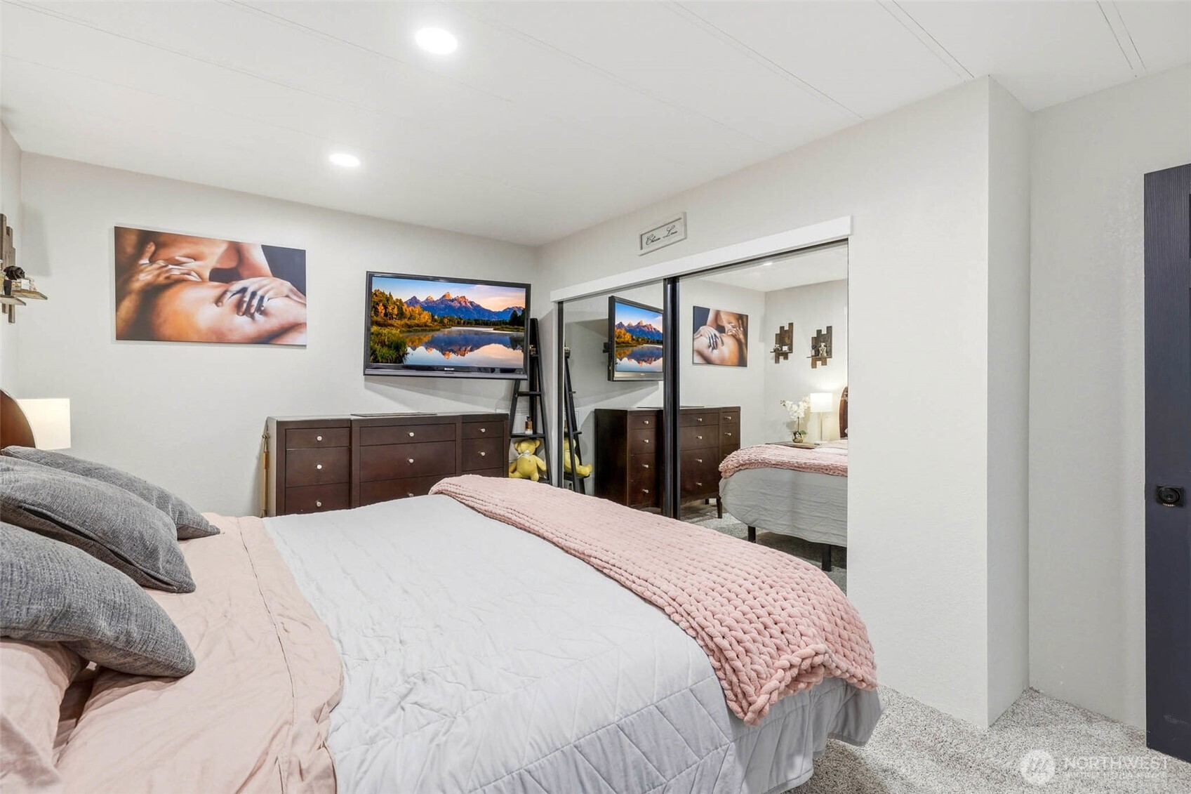 240 Skyline Drive , Richland, WA 99352