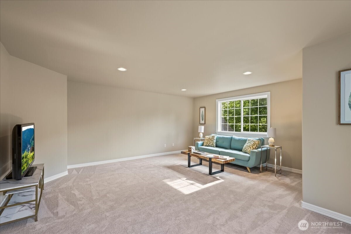 11526 160th Court NE, Redmond, WA 98052-2635