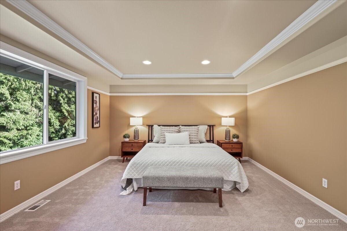 11526 160th Court NE, Redmond, WA 98052-2635