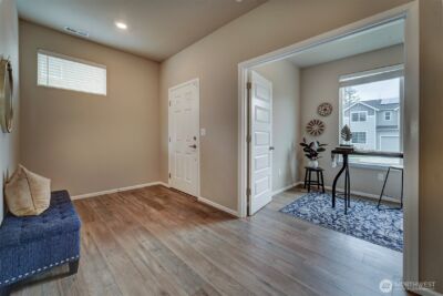 1013 Timberline Avenue , Bremerton, WA 98312 - Photo 3