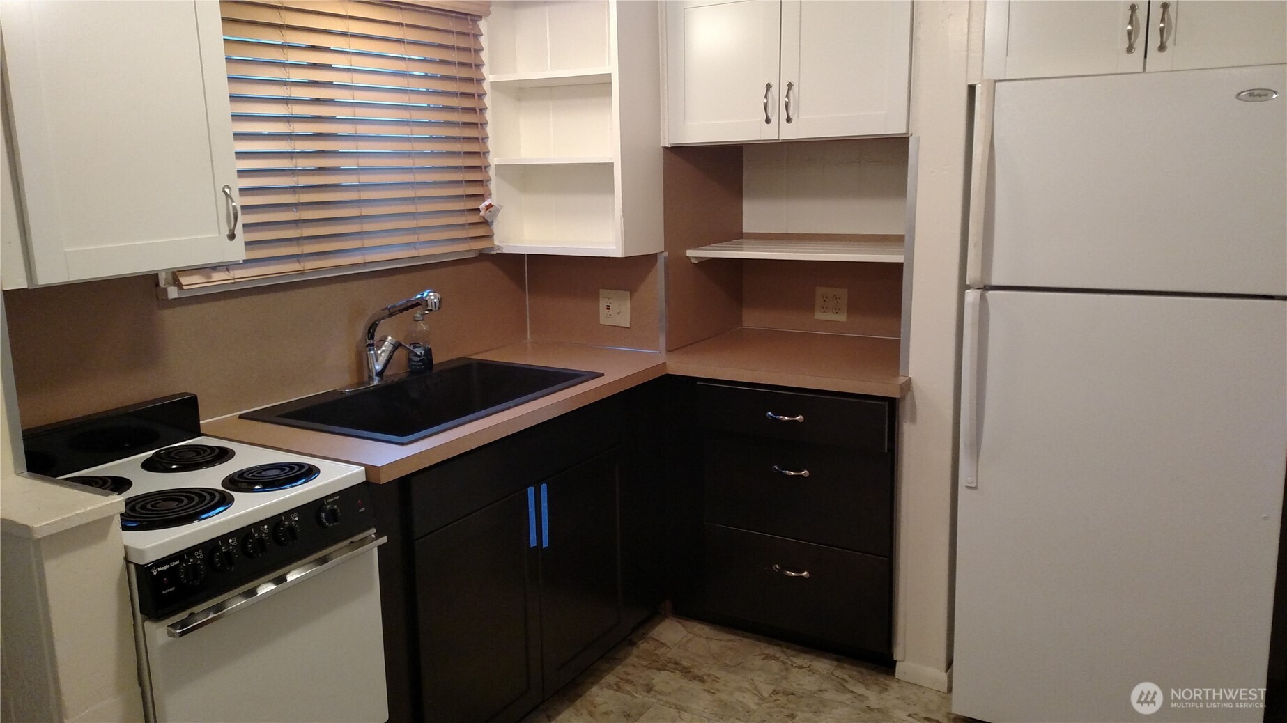 1275 Northlake Way NW, Bremerton, WA 98312