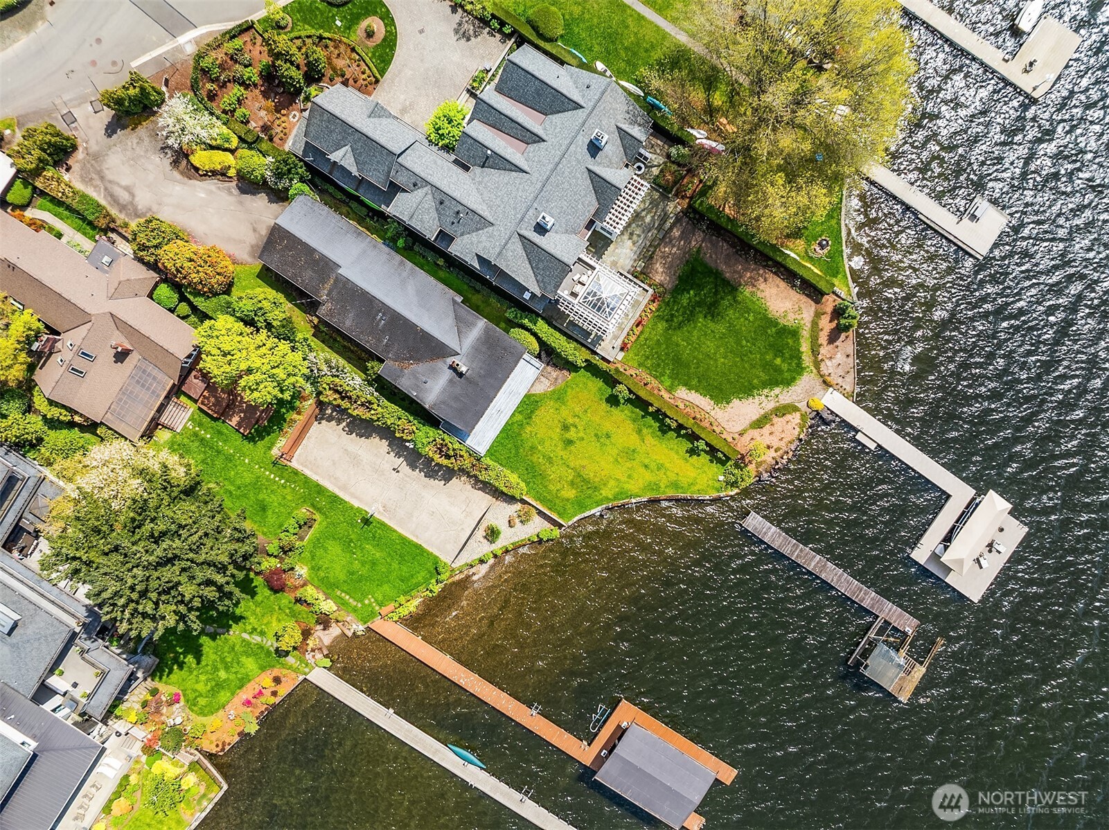 1811 1/2 10th Street W, Kirkland, WA 98033
