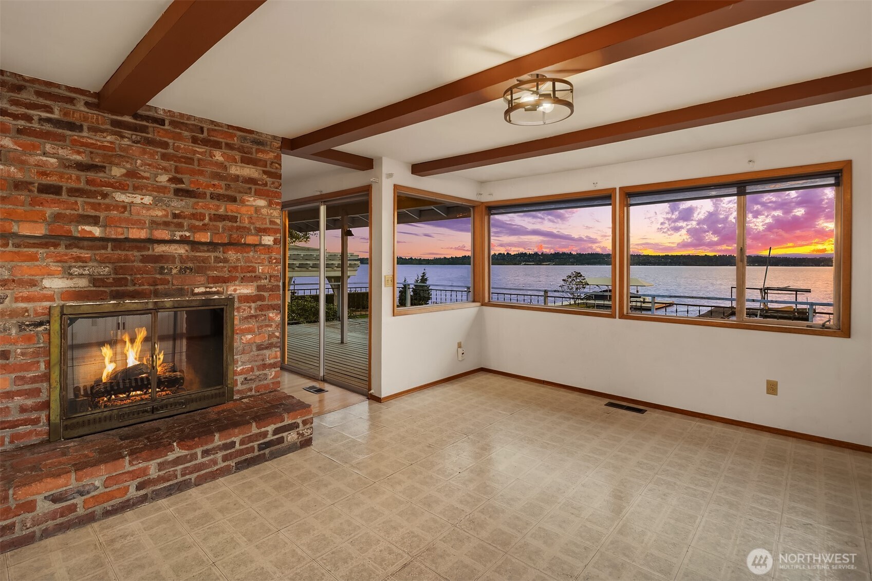 1811 1/2 10th Street W, Kirkland, WA 98033