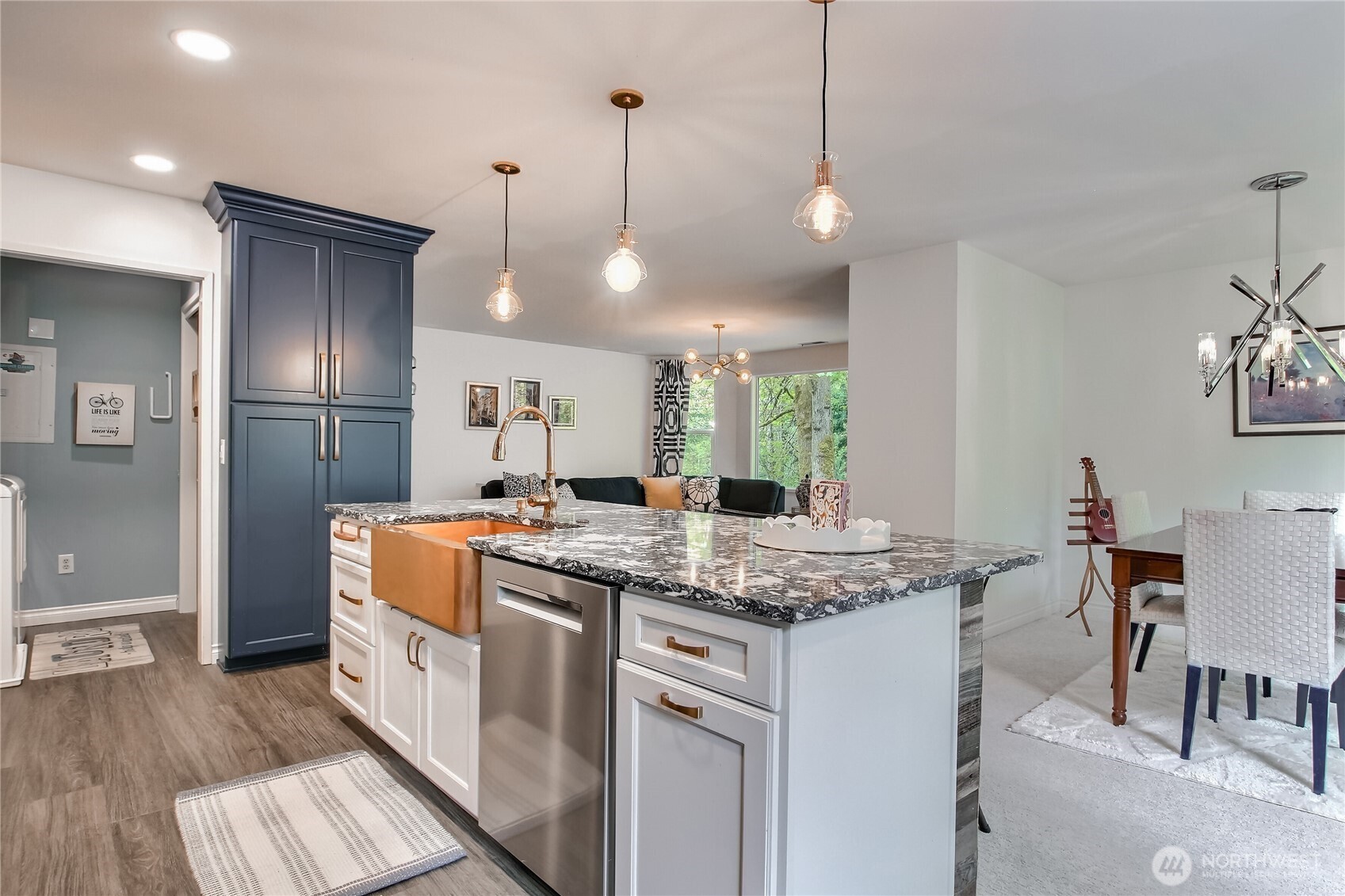 4101 220th Place SE #2053, Issaquah, WA 98029-9273