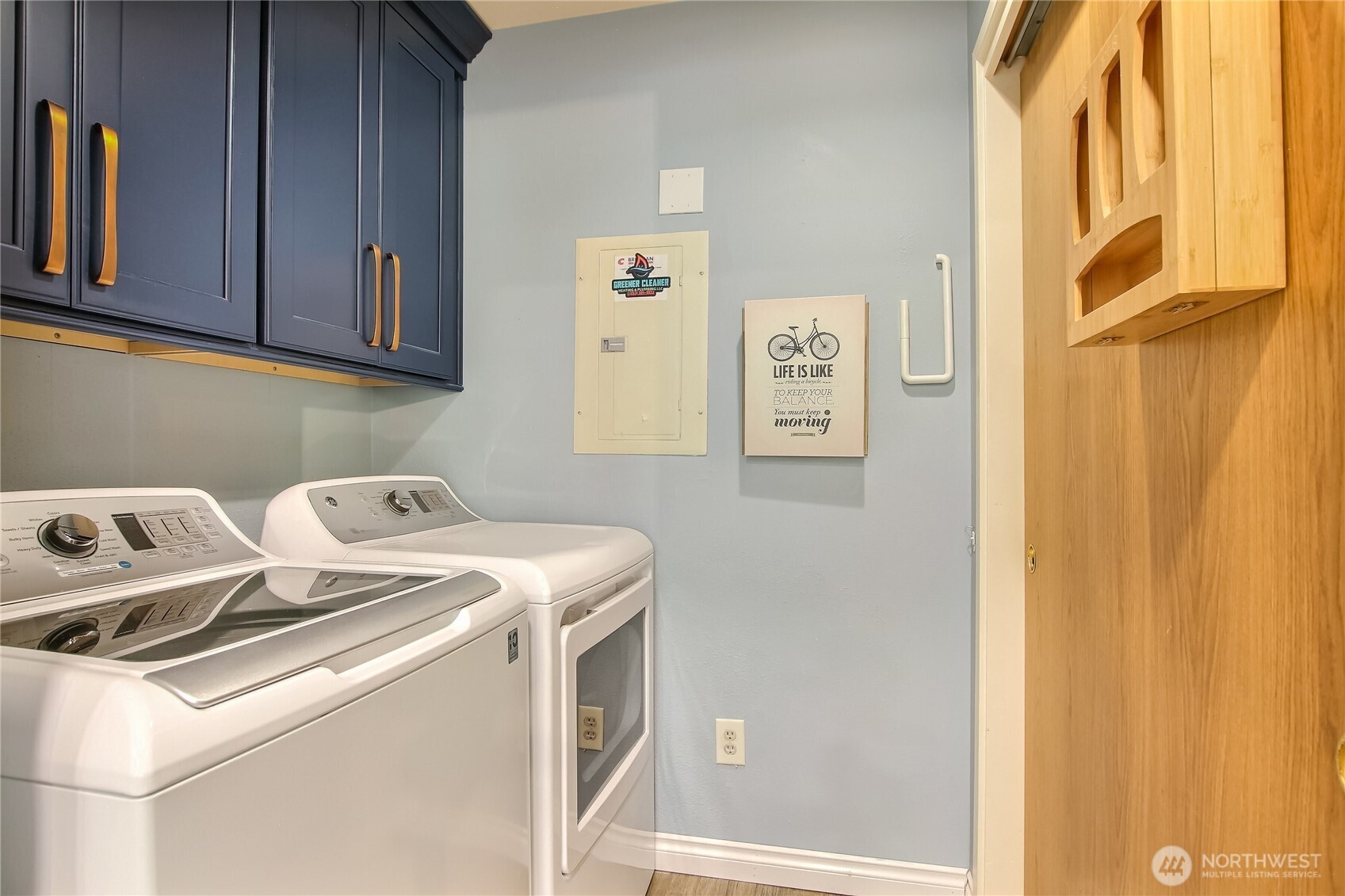 4101 220th Place SE #2053, Issaquah, WA 98029-9273
