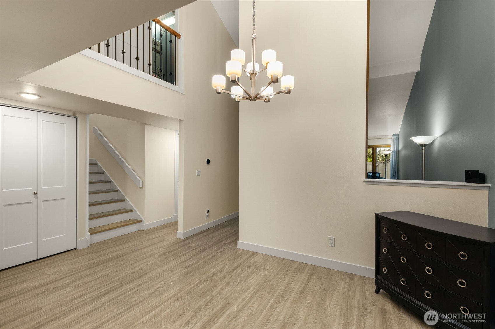 14226 NE 2nd Place #65, Bellevue, WA 98007