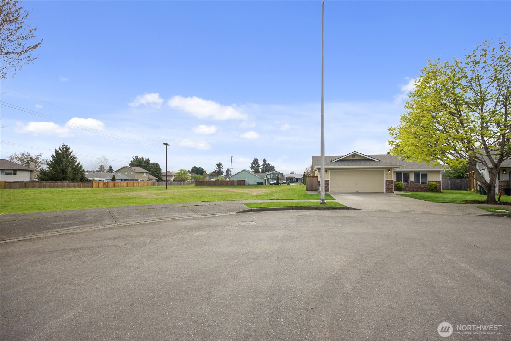5725 58th Court SE, Lacey, WA 98513