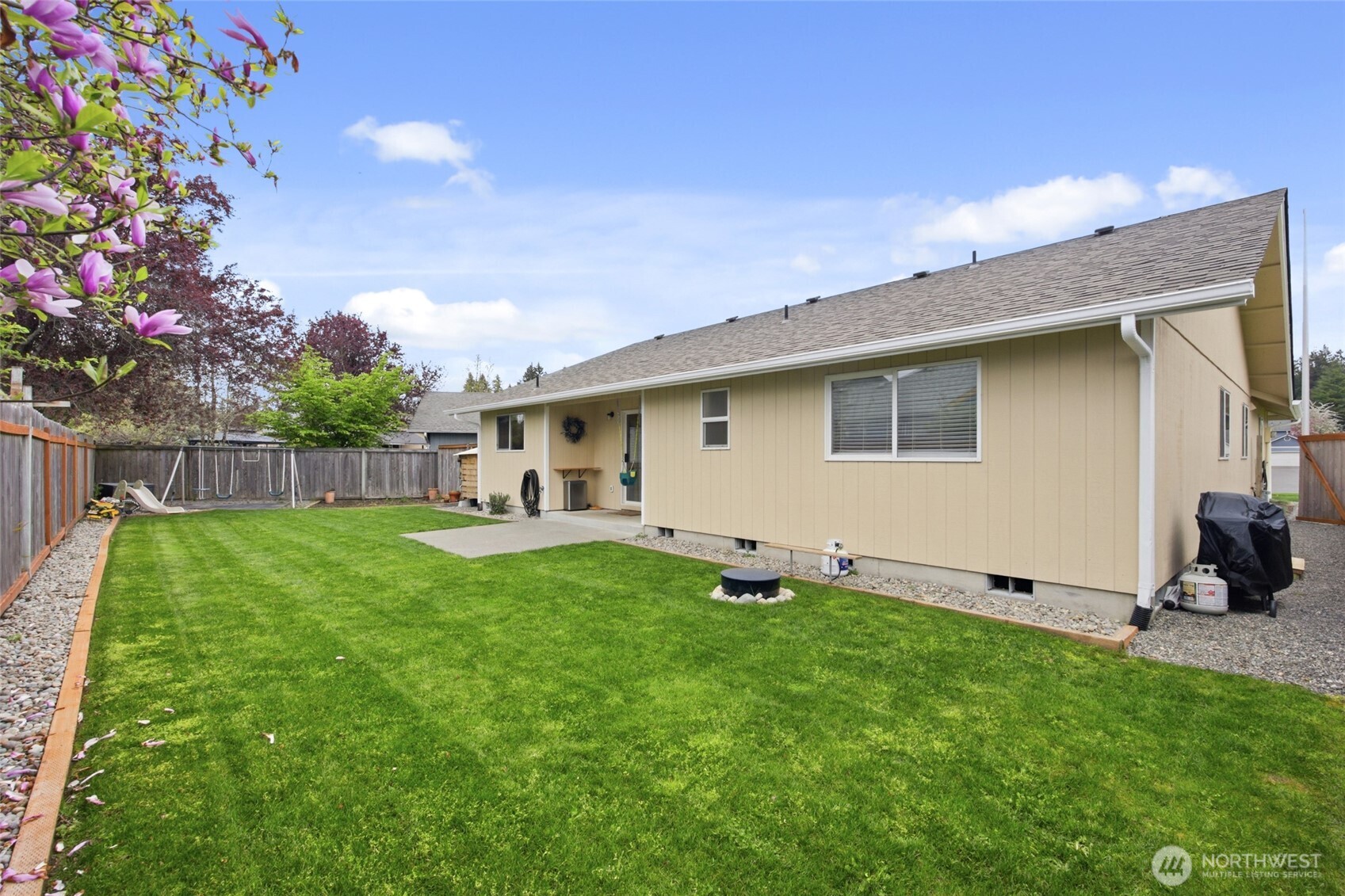 5725 58th Court SE, Lacey, WA 98513