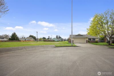 5725 58th Court SE, Lacey, WA 98513 - Photo 4