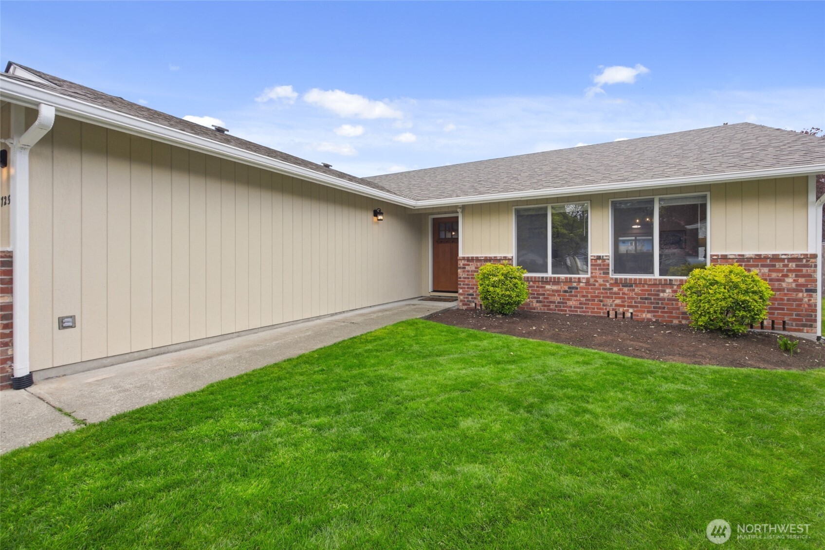 5725 58th Court SE, Lacey, WA 98513
