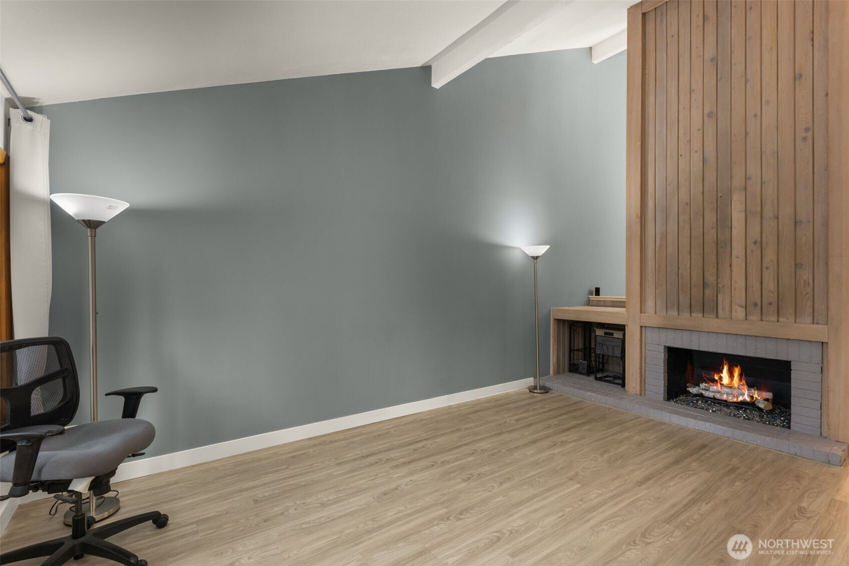 14226 NE 2nd Place #65, Bellevue, WA 98007