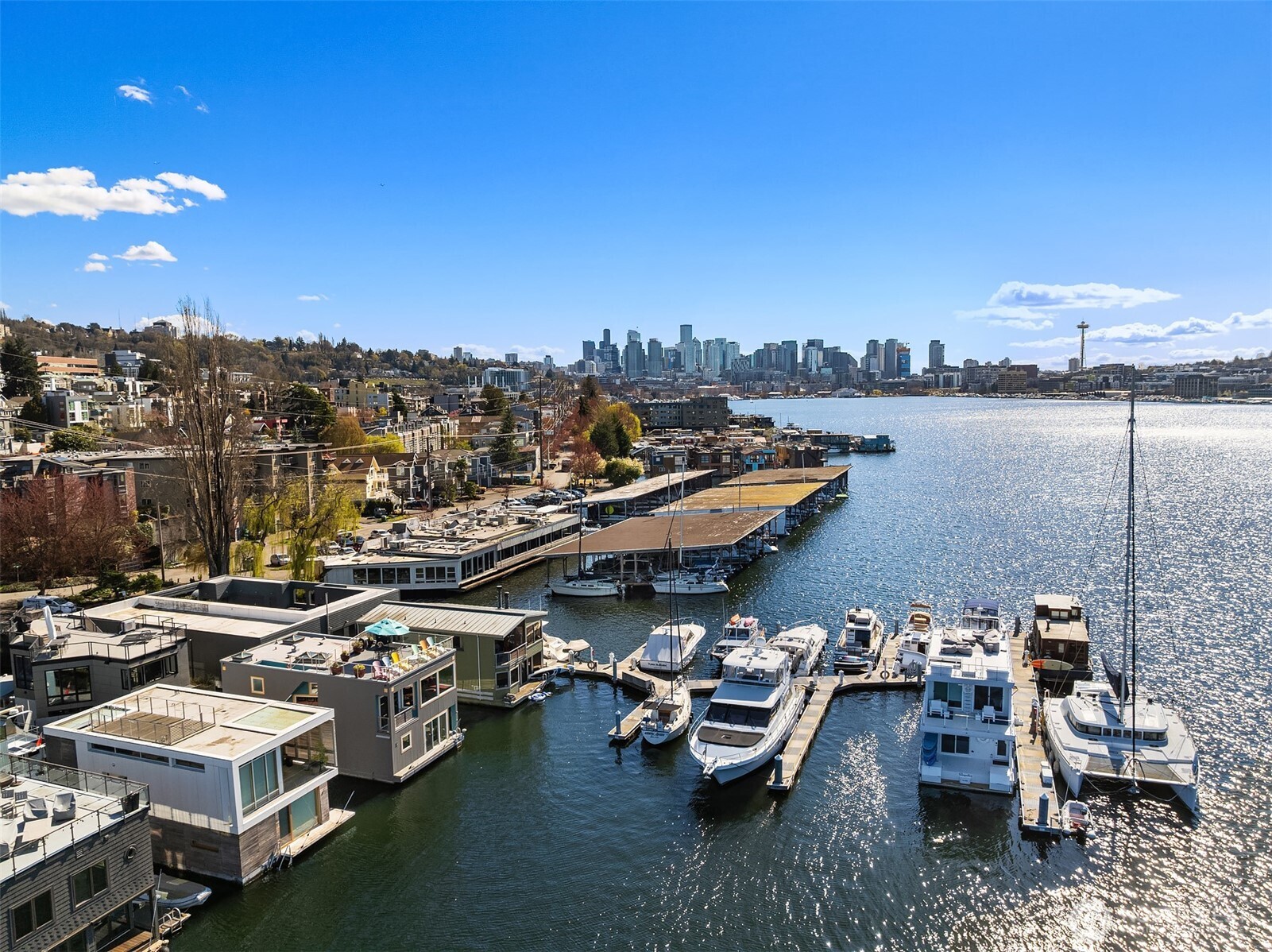 10 E Roanoke Street #2, Seattle, WA 98102-3281