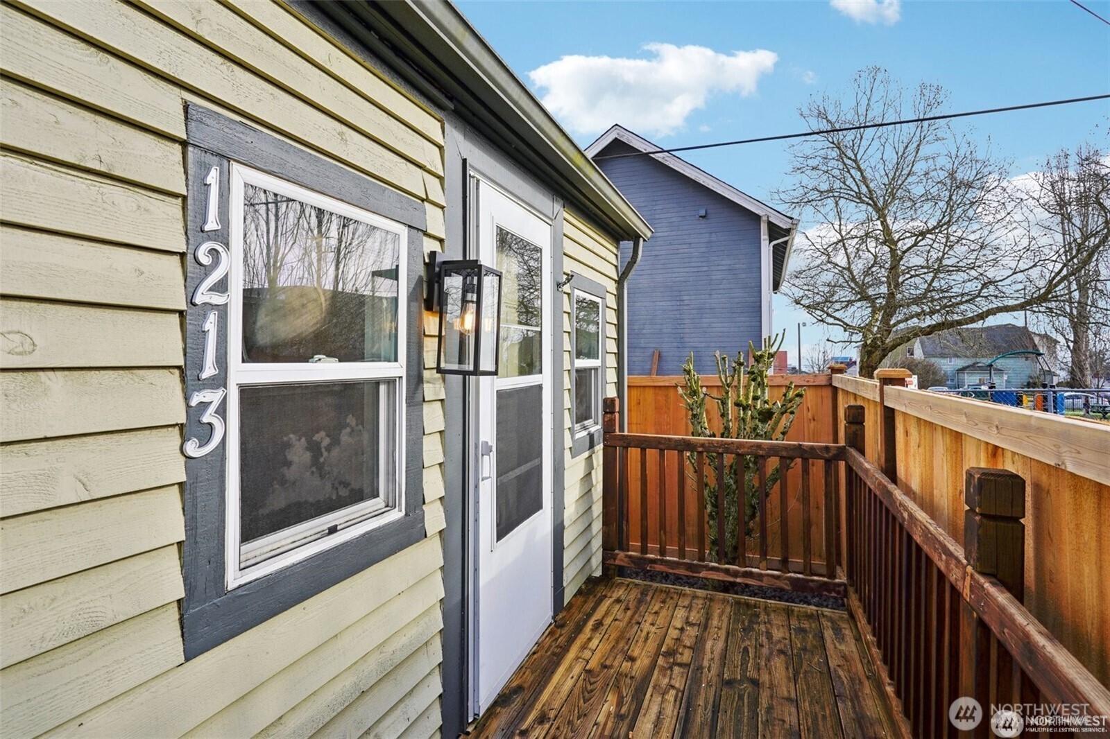 1213 S J Street , Tacoma, WA 98405