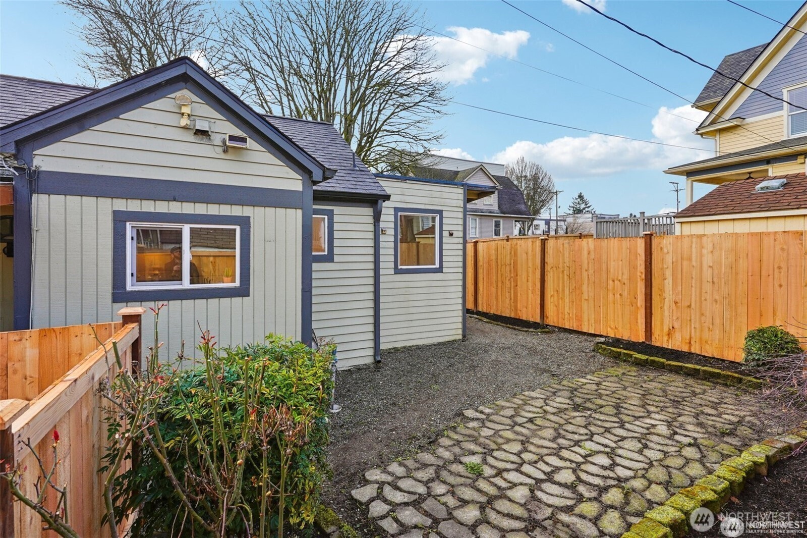 1213 S J Street , Tacoma, WA 98405