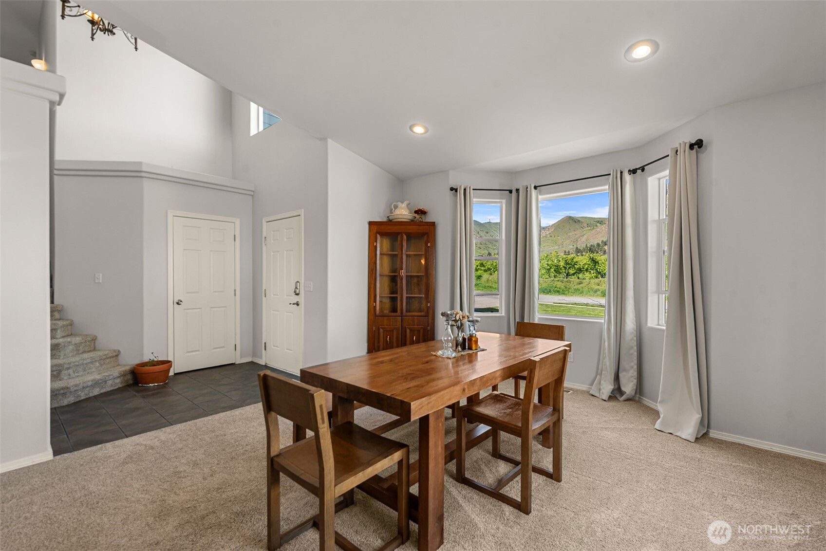 1631 Fuller Street , Wenatchee, WA 98801