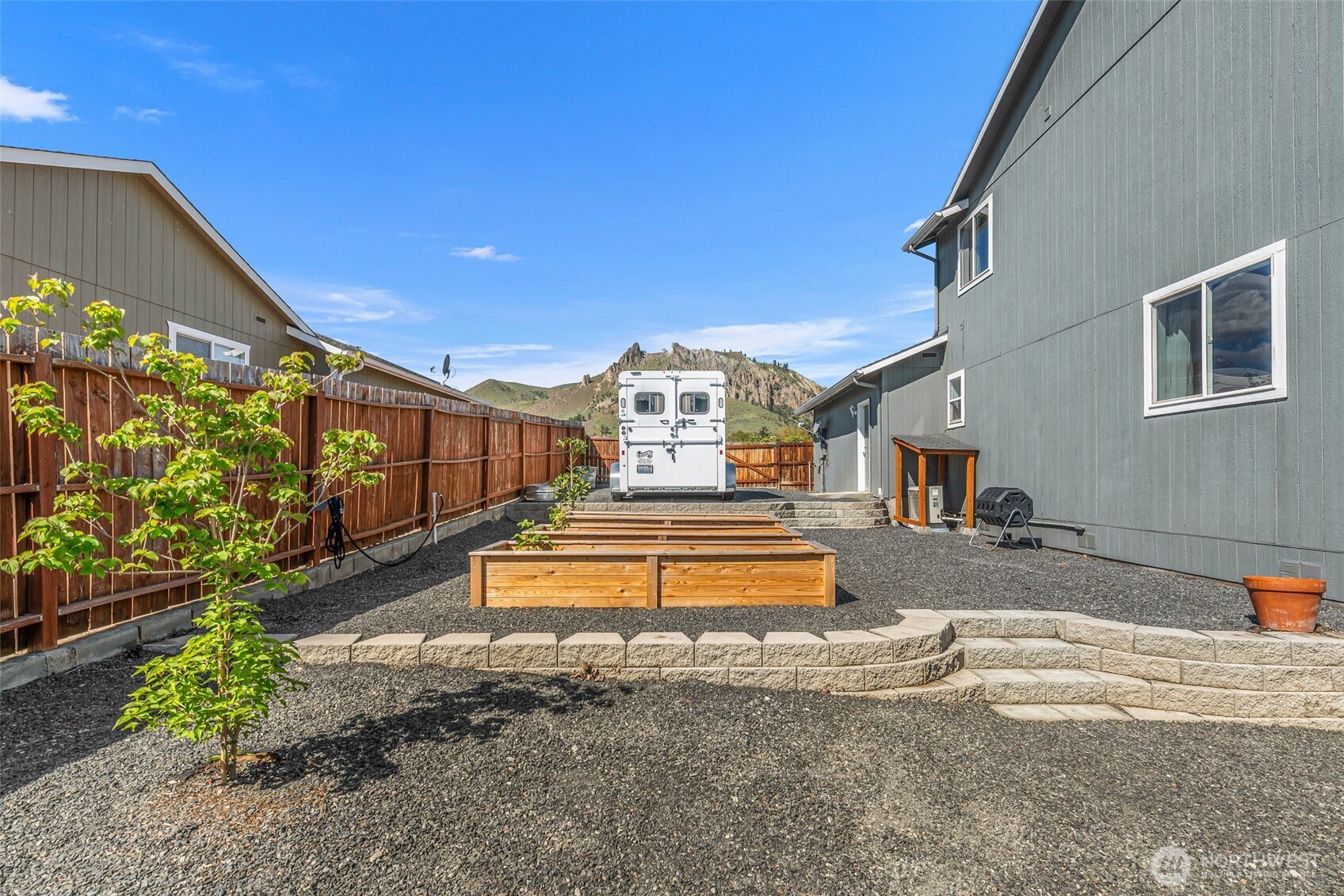 1631 Fuller Street , Wenatchee, WA 98801