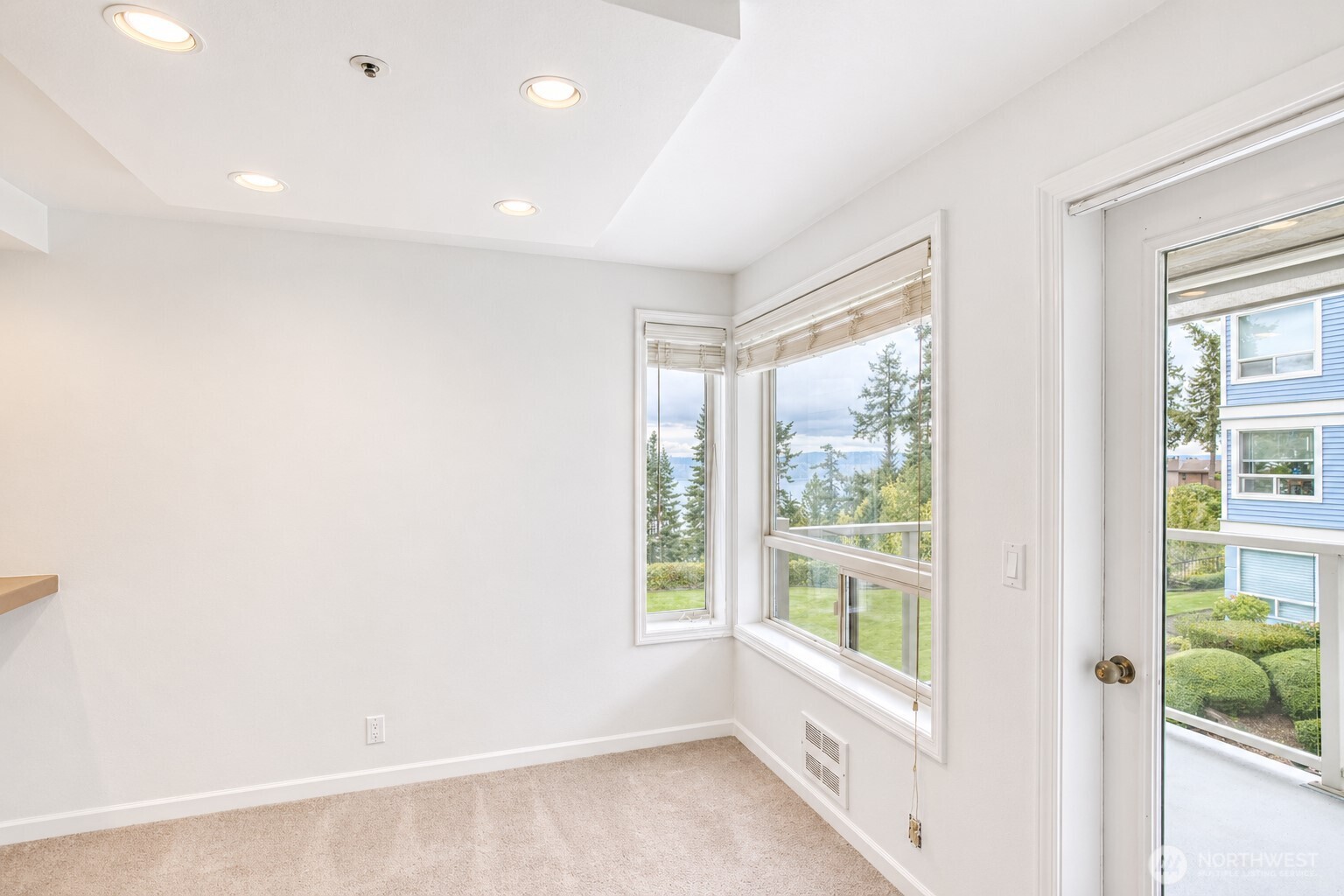 8260 53rd Avenue W #202, Mukilteo, WA 98275-2671