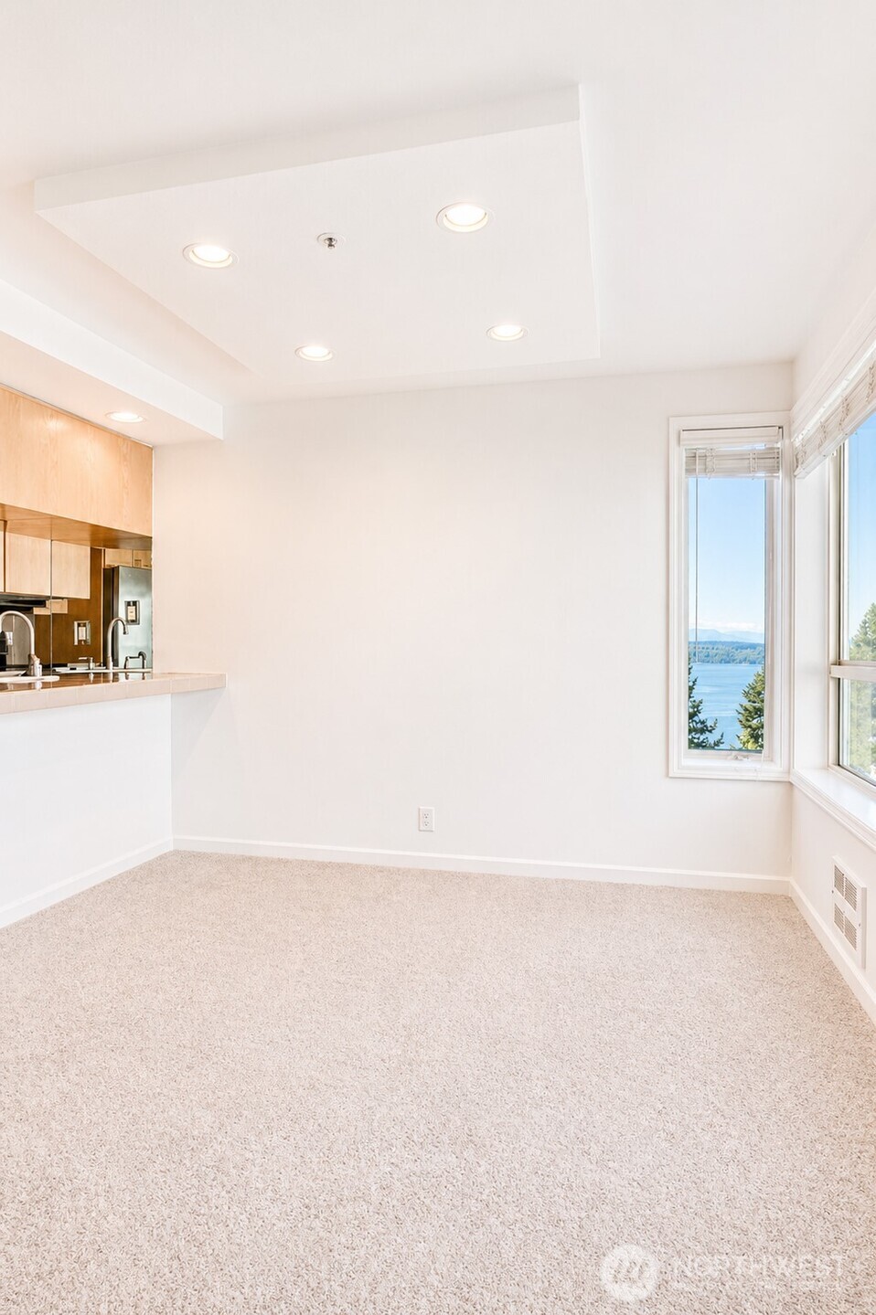 8260 53rd Avenue W #202, Mukilteo, WA 98275-2671