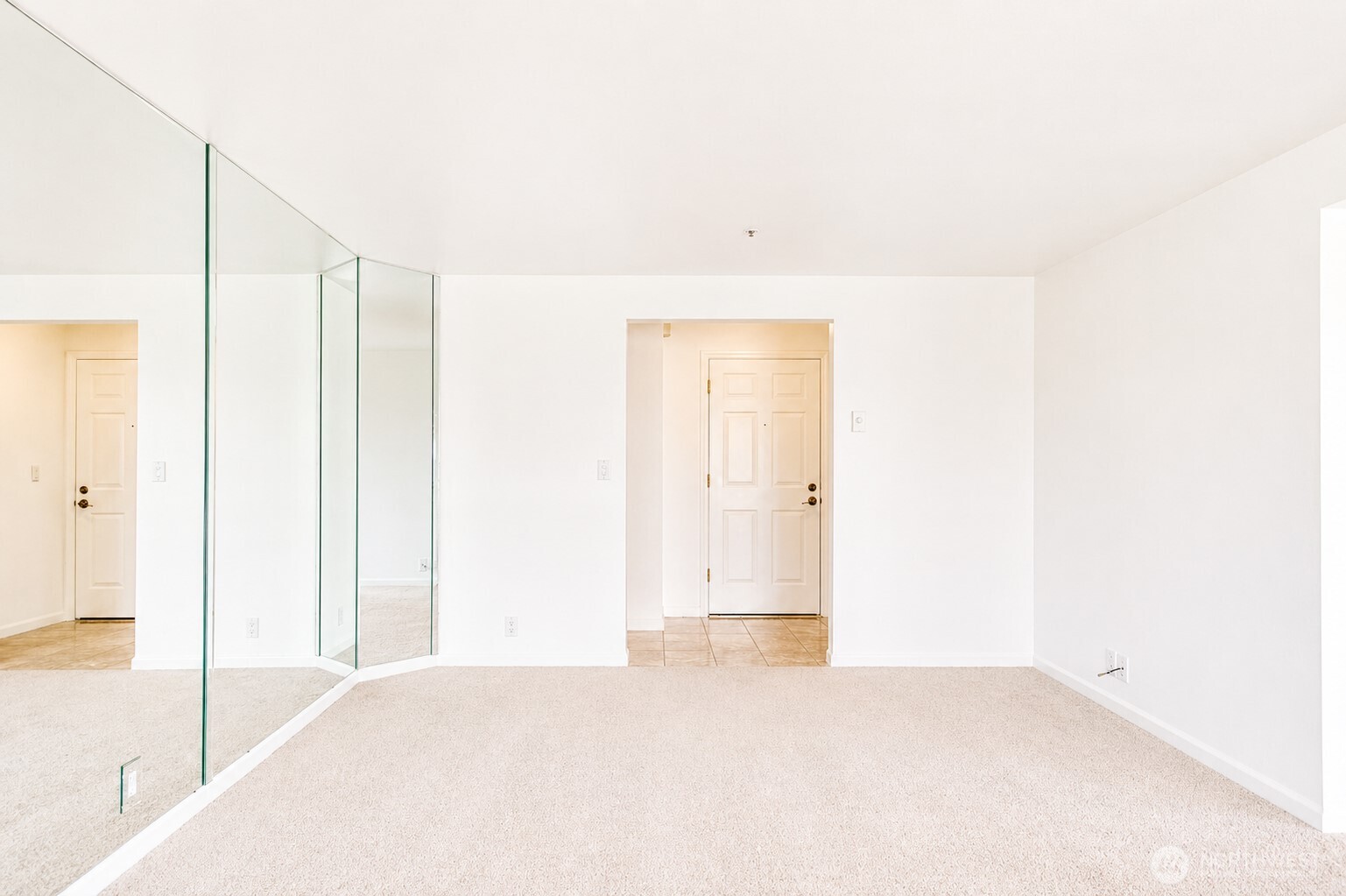 8260 53rd Avenue W #202, Mukilteo, WA 98275-2671