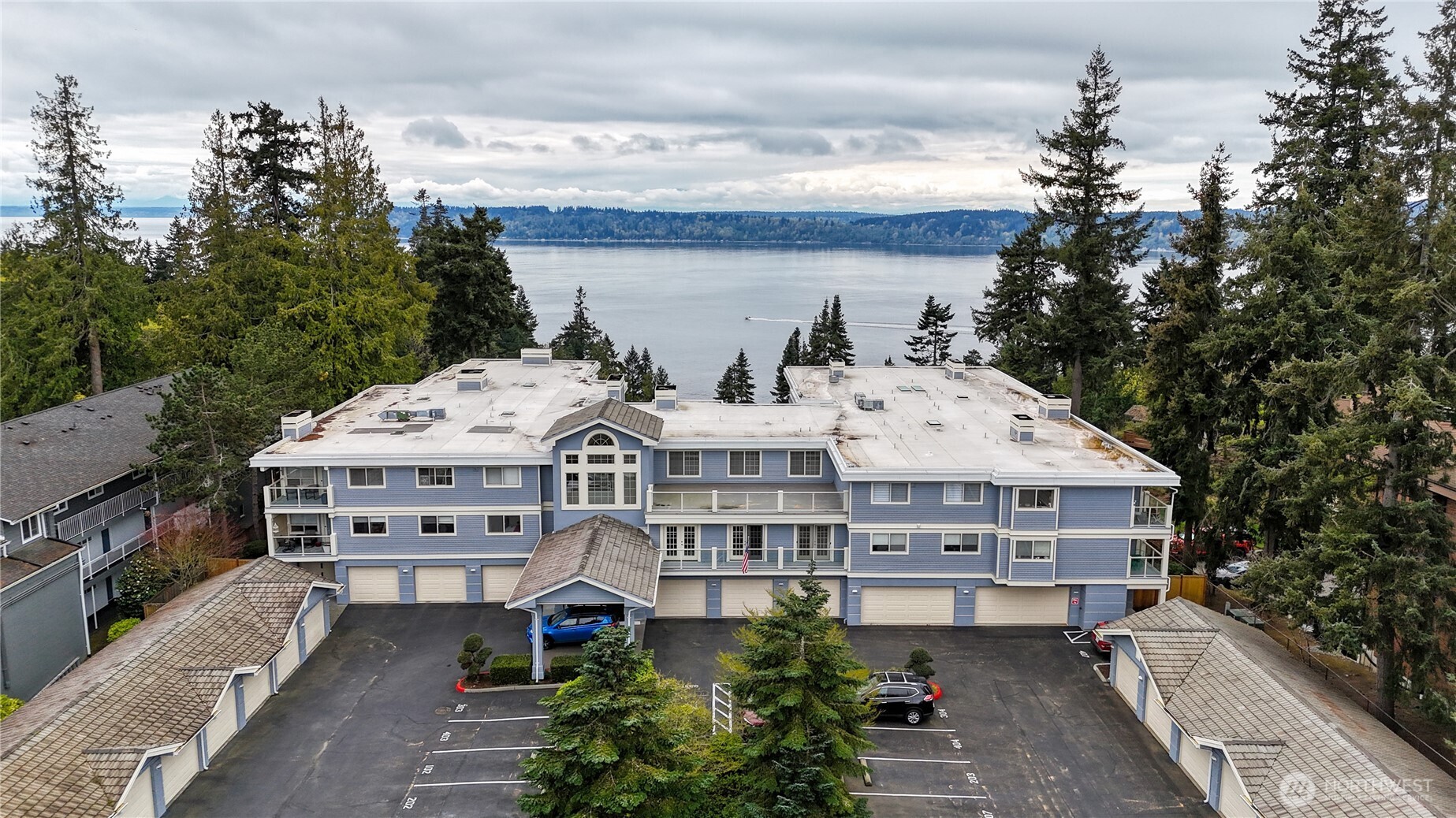 8260 53rd Avenue W #202, Mukilteo, WA 98275-2671