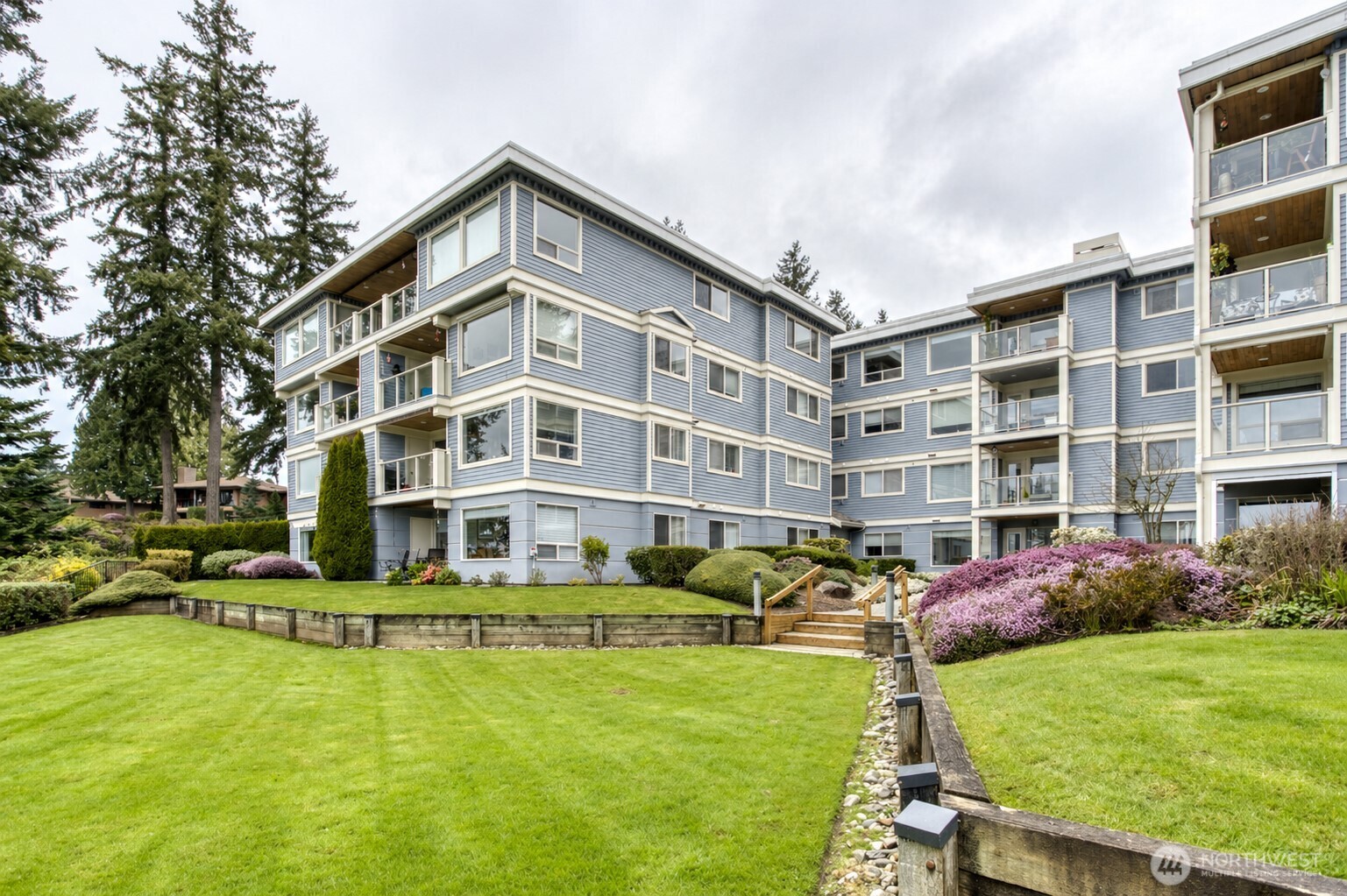 8260 53rd Avenue W #202, Mukilteo, WA 98275-2671