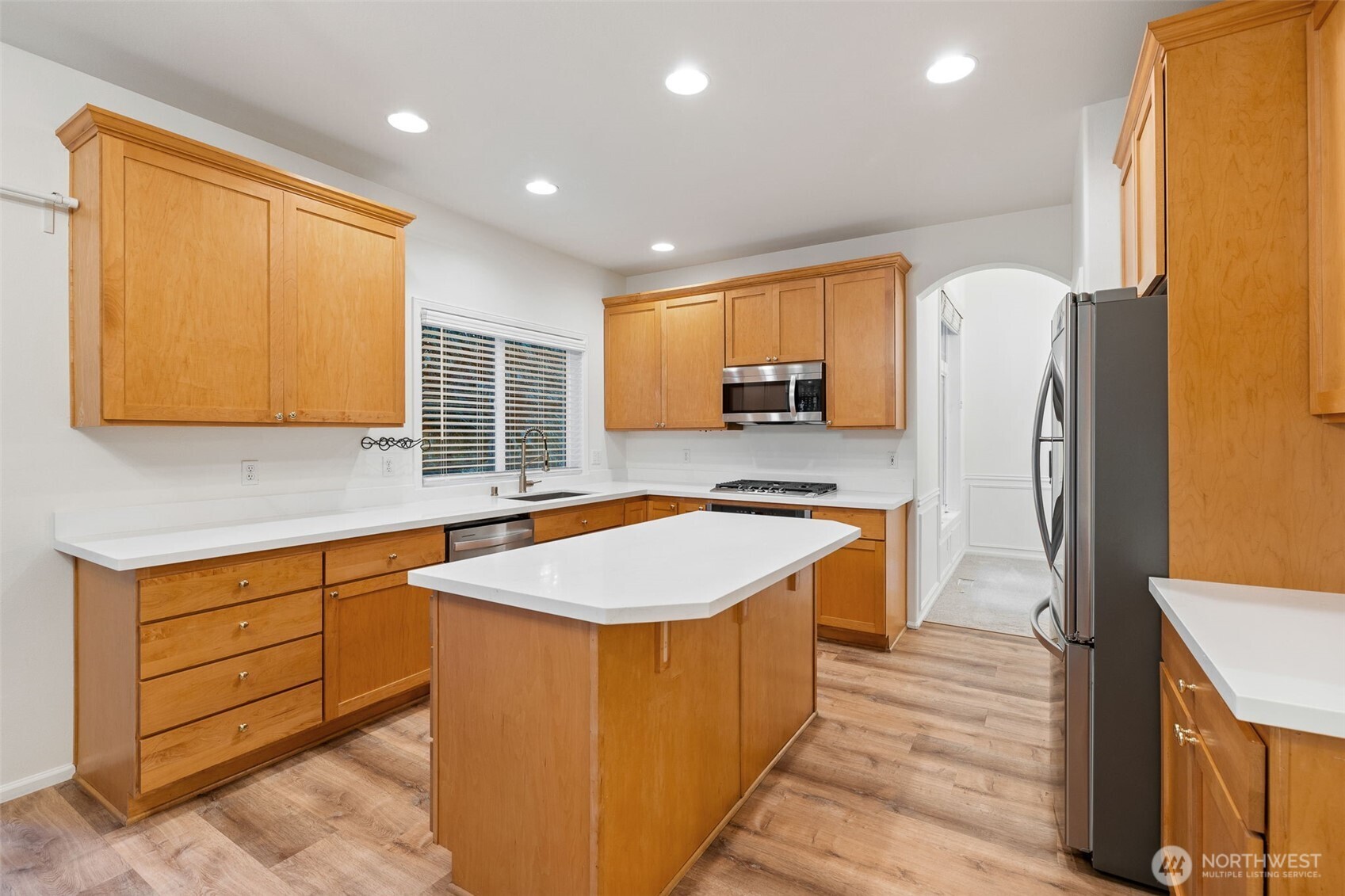 15733 NE 165th St , Woodinville, WA 98072
