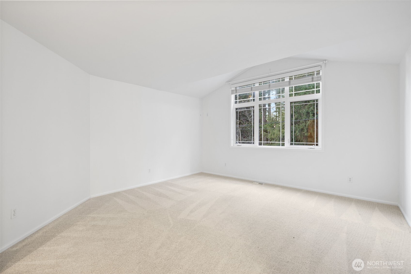 15733 NE 165th St , Woodinville, WA 98072