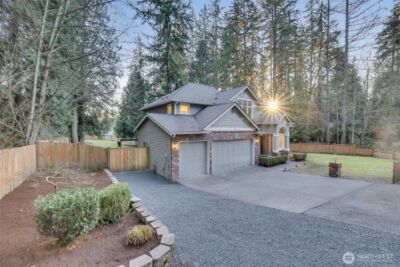 15733 NE 165th St , Woodinville, WA 98072 - Photo 3