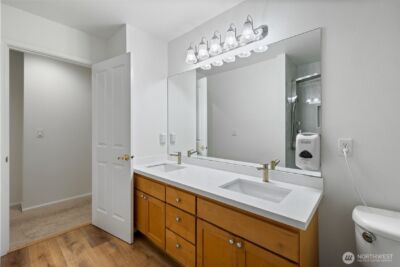 15733 NE 165th St , Woodinville, WA 98072 - Photo 32