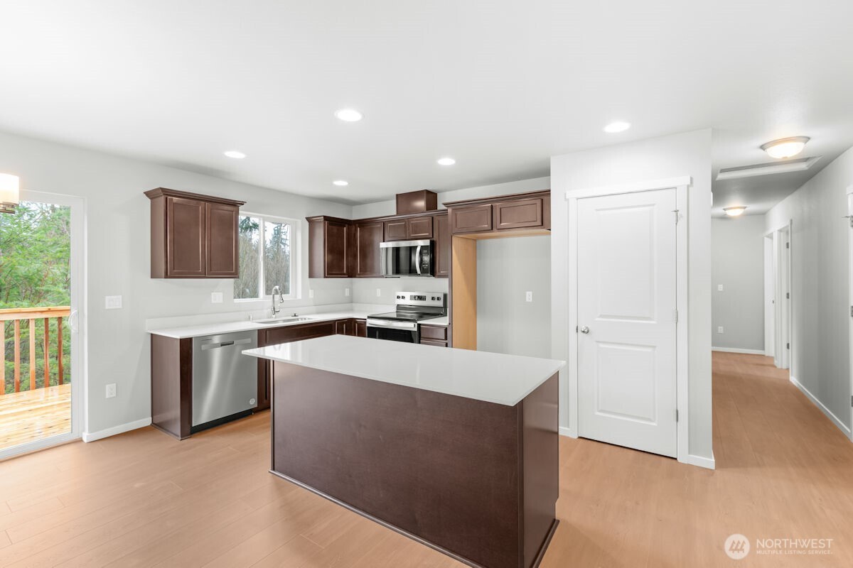 8117 108th Street NE #1A, Marysville, WA 98271