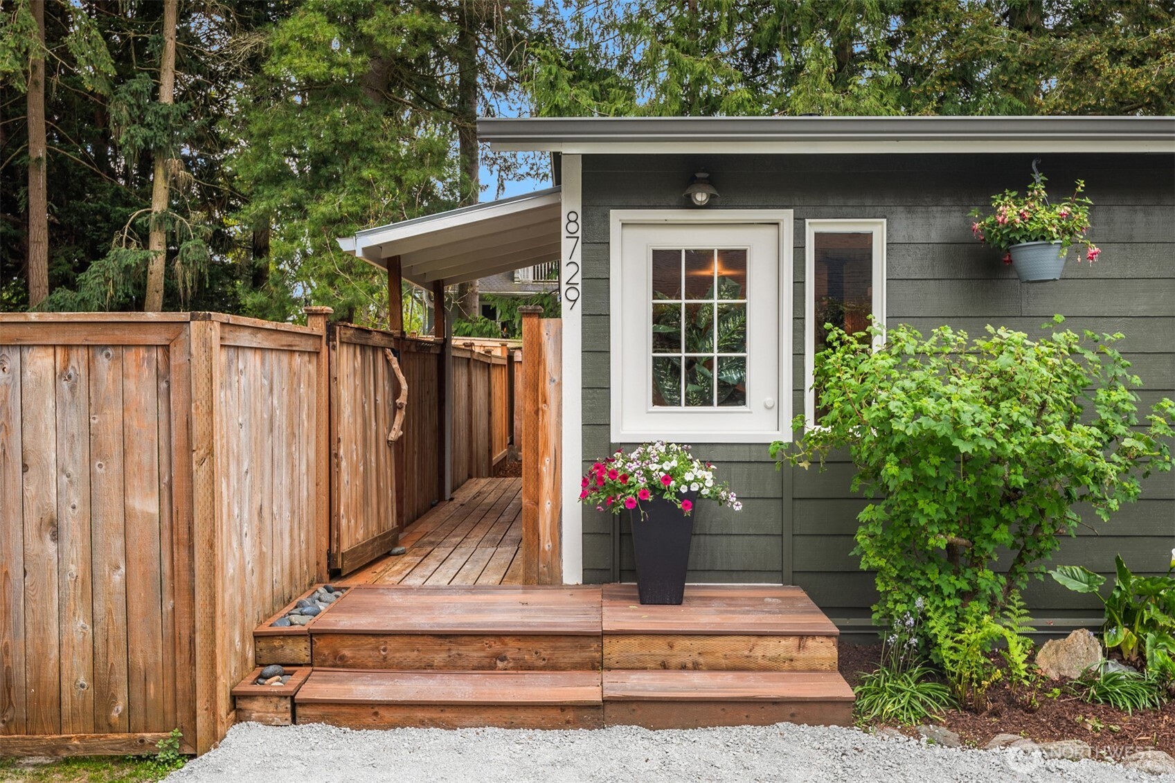 8729 12th Avenue NW, Seattle, WA 98117
