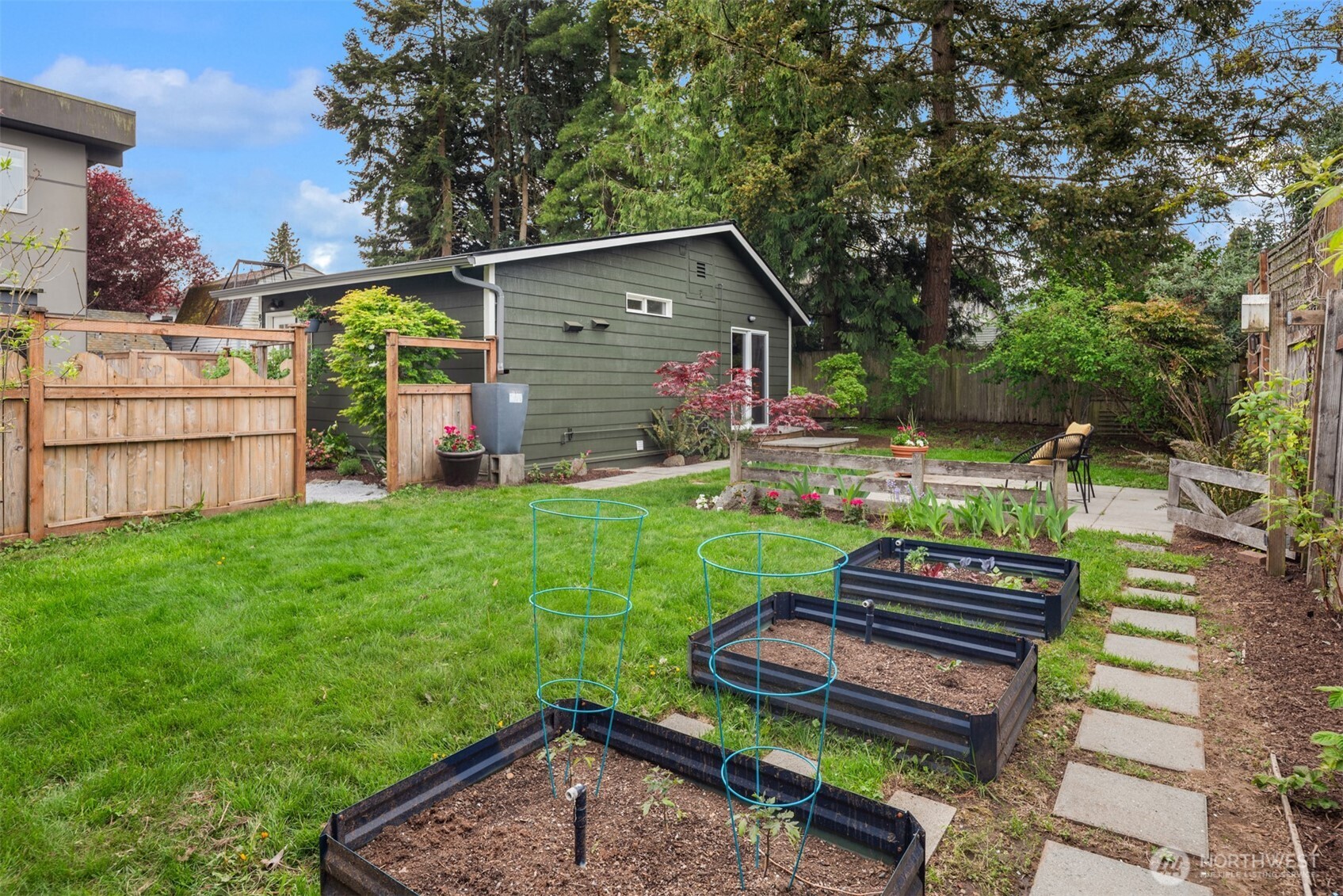 8729 12th Avenue NW, Seattle, WA 98117