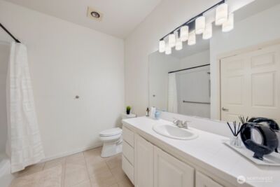 10042 Main Street #203, Bellevue, WA 98004 - Photo 12