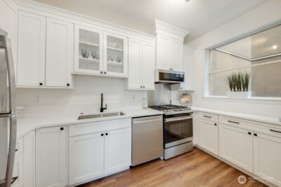 10042 Main Street #203, Bellevue, WA 98004 - Photo 6