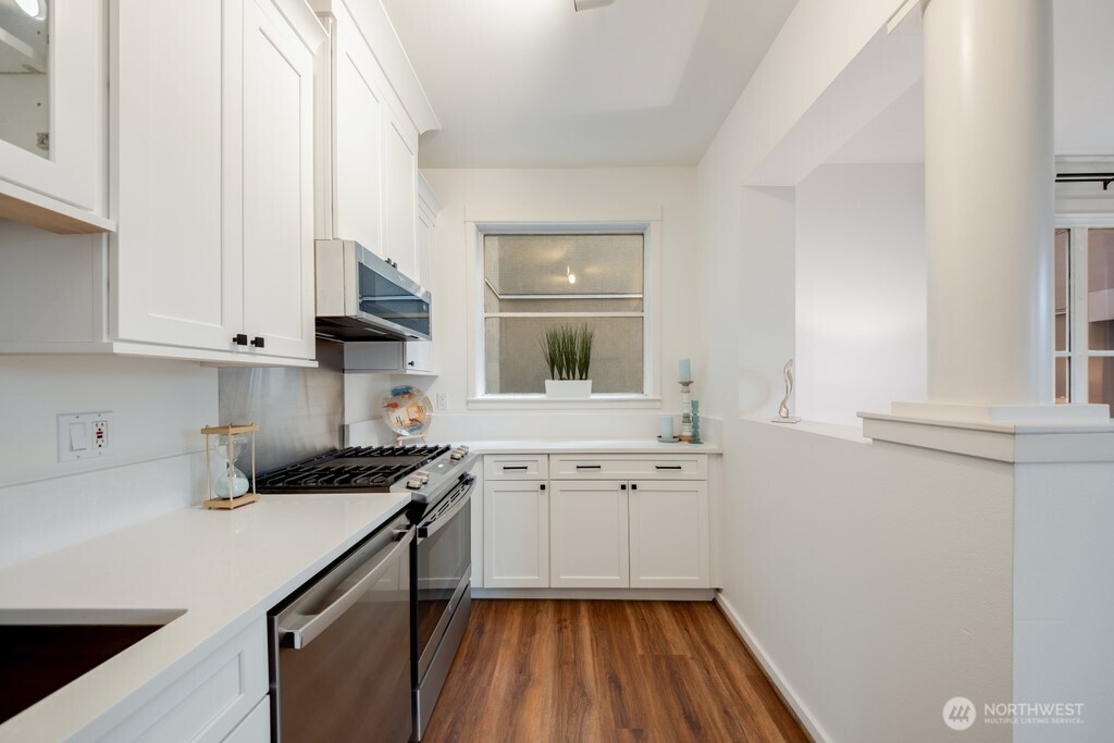10042 Main Street #203, Bellevue, WA 98004
