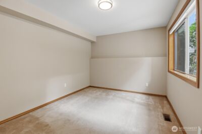 22348 NE 18th Street , Sammamish, WA 98074 - Photo 16
