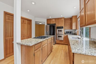 22348 NE 18th Street , Sammamish, WA 98074 - Photo 6