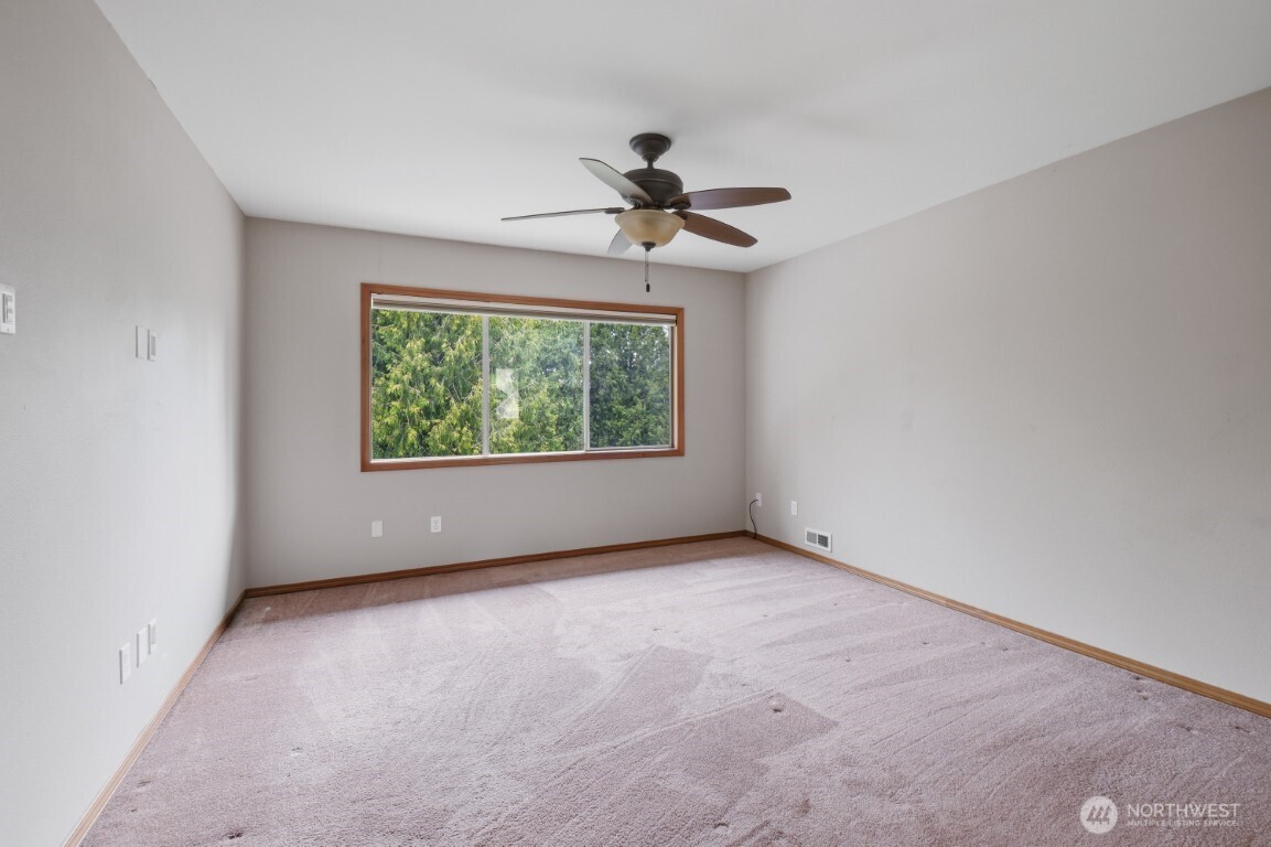 22348 NE 18th Street , Sammamish, WA 98074