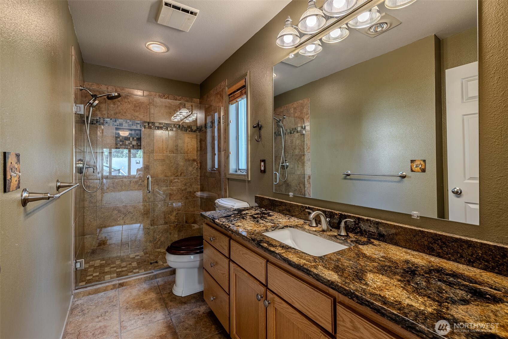 20795 Kahler Drive #E8, Leavenworth, WA 98826